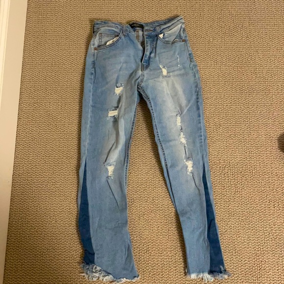 Woman’s flare jeans size 5, waist 28 - Picture 1 of 2